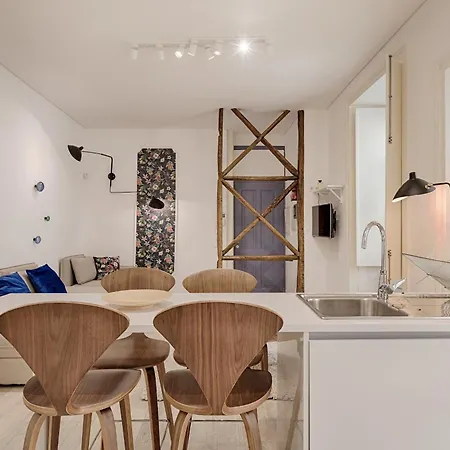 Apartment Romantic Gem In Alfama *