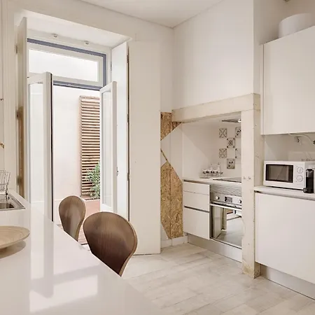 Romantic Gem In Alfama